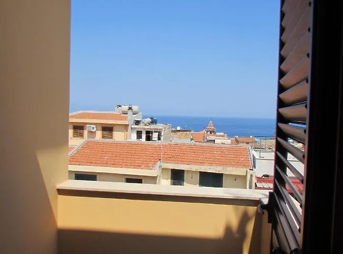 Antico Vicolo ベッド・アンド・ブレックファスト 3*