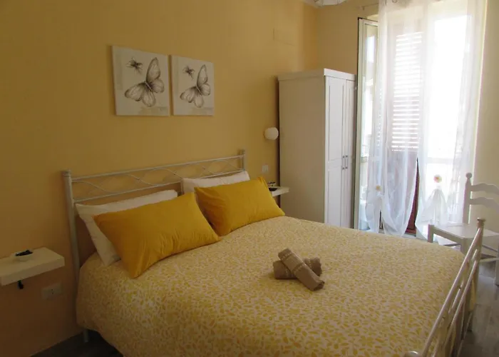 ベッド・アンド・ブレックファスト Antico Vicolo 3*