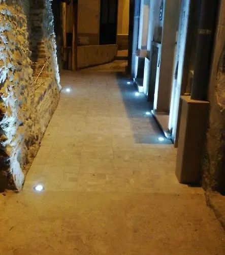 Antico Vicolo ベッド・アンド・ブレックファスト シッラ