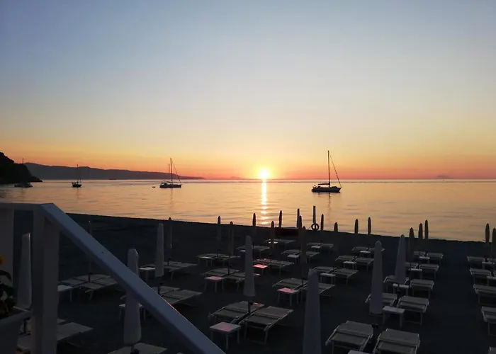 ベッド・アンド・ブレックファスト Antico Vicolo シッラ