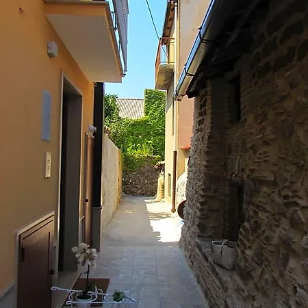 Antico Vicolo 3*