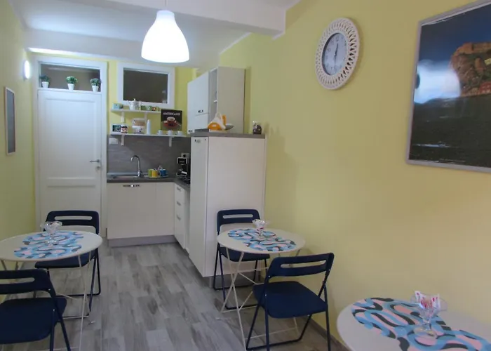 Alojamento de Acomodação e Pequeno-almoço Antico Vicolo 3*